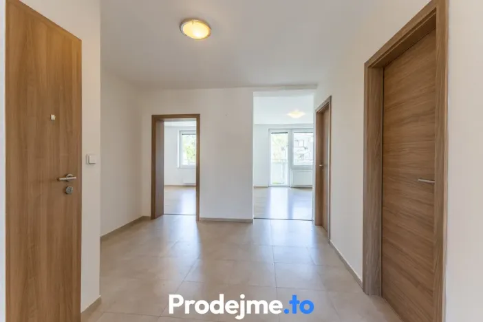 Pronájem bytu 3+1, Znojmo, Na Hrázi, 65 m2
