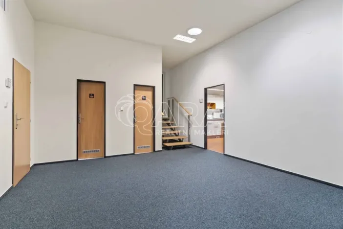 Prodej pozemku pro bydlení, Praha - Petrovice, Novopetrovická, 4543 m2
