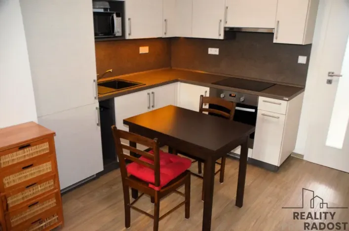 Pronájem bytu 1+kk, Brno - Starý Lískovec, Točná, 42 m2