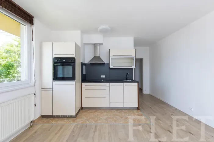 Prodej bytu 2+kk, Praha - Letňany, Zlonická, 51 m2