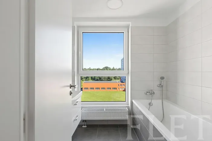 Prodej bytu 2+kk, Praha - Hloubětín, Za černým mostem, 55 m2
