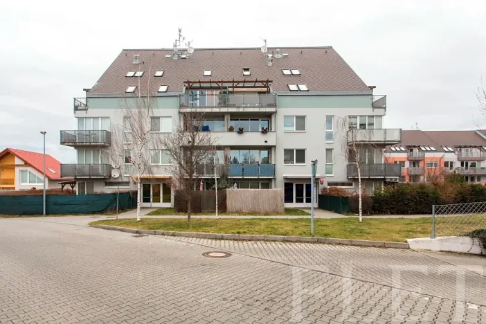 Prodej bytu 2+kk, Praha - Kbely, Pod Nouzovem, 56 m2