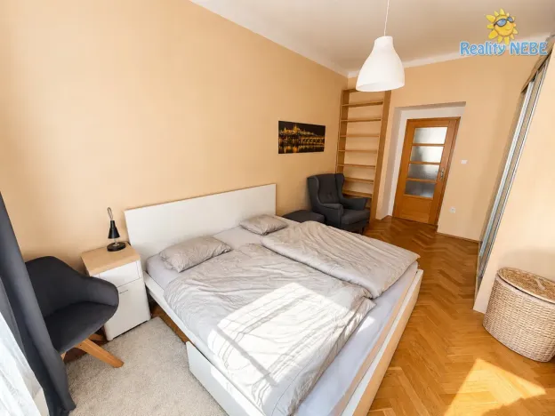 Pronájem bytu 1+1, Praha - Nusle, Družstevní, 37 m2