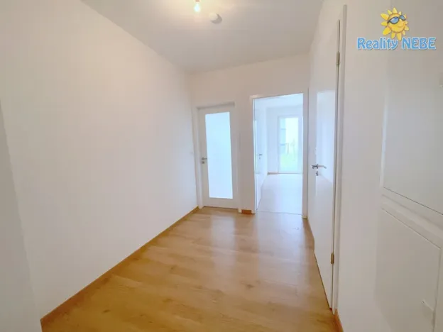 Pronájem bytu 2+kk, Praha - Modřany, Zlochova, 49 m2