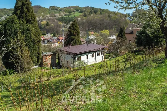 Prodej pozemku pro bydlení, Kašava, 1638 m2