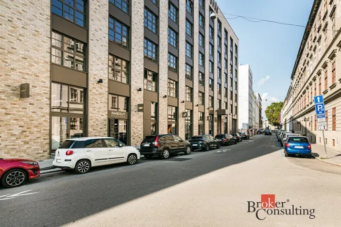 Pronájem bytu 1+kk, Brno, Bratislavská, 26 m2