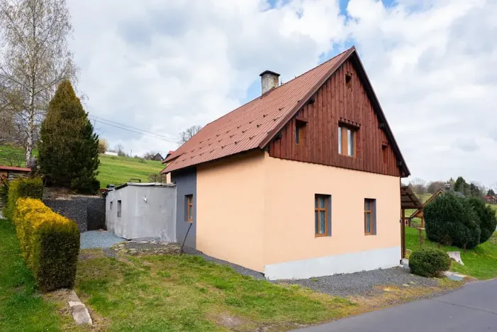 Prodej rodinného domu, Vysoké nad Jizerou, 150 m2