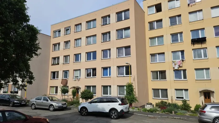 Pronájem bytu 1+kk, Příbram - Příbram IV, Nádražní, 28 m2