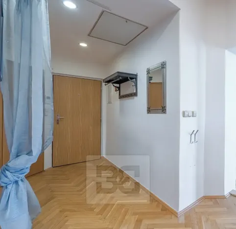 Pronájem bytu 2+kk, Praha - Smíchov, V lesíčku, 54 m2