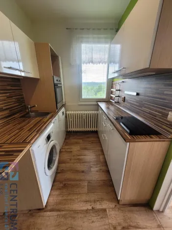 Pronájem bytu 1+1, Jablonec nad Nisou, Na Výšině, 35 m2