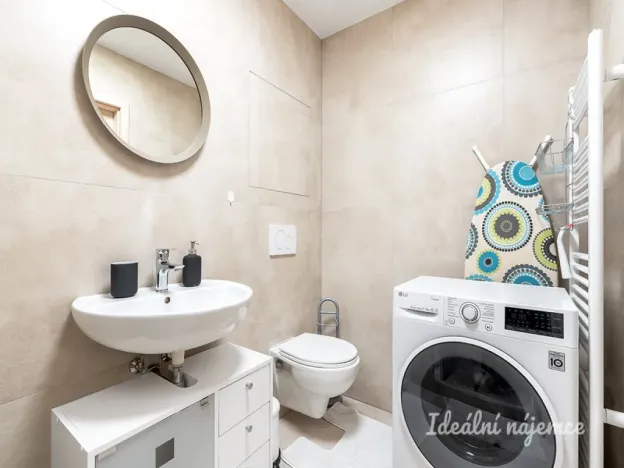 Pronájem bytu 1+kk, Praha - Hostivař, Horolezecká, 30 m2