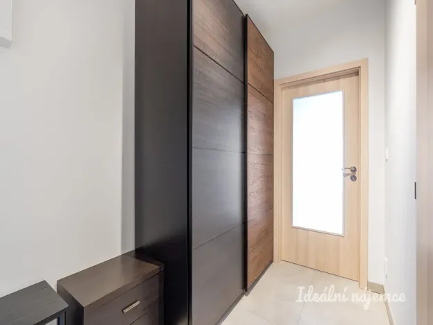 Pronájem bytu 1+kk, Praha - Hostivař, Horolezecká, 30 m2