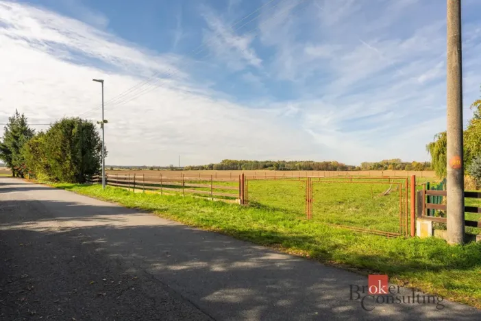 Prodej pozemku pro bydlení, Přelouč - Škudly, 700 m2
