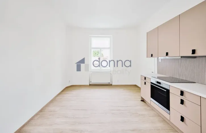 Pronájem bytu 2+kk, Praha, Braunerova, 51 m2