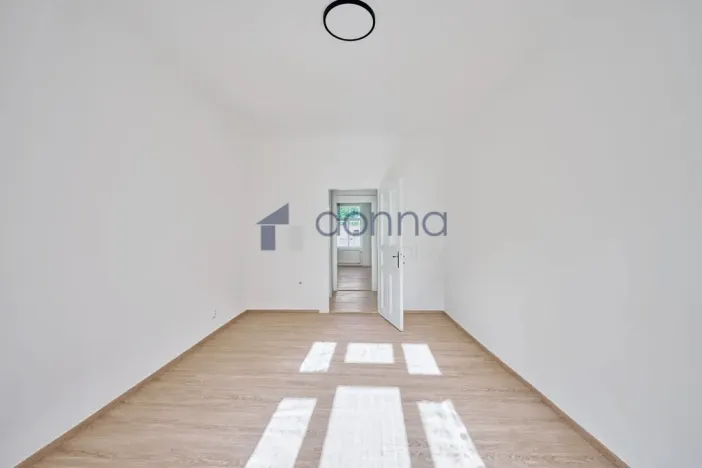Pronájem bytu 2+kk, Praha, Braunerova, 51 m2