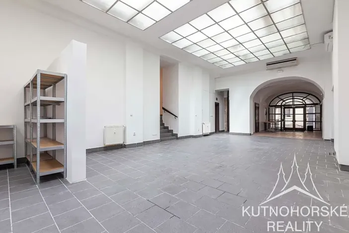 Pronájem obchodního prostoru, Kutná Hora, Husova, 195 m2