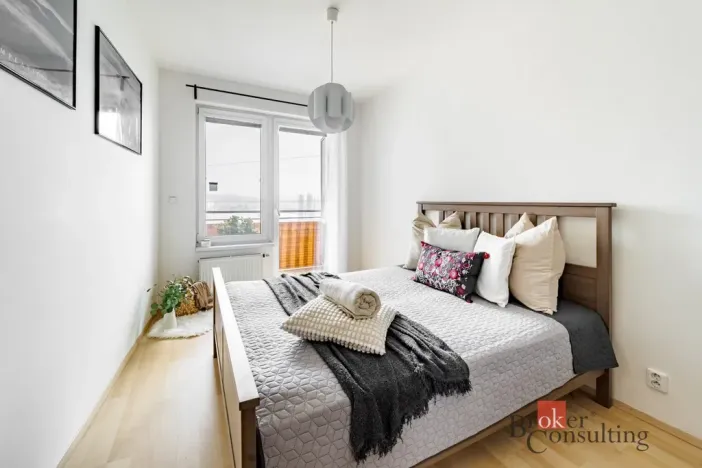 Prodej bytu 3+kk, Praha - Hloubětín, Nademlejnská, 86 m2