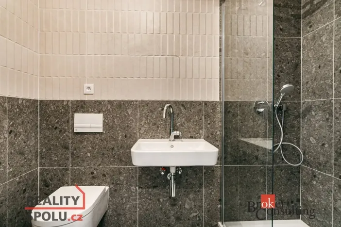 Pronájem bytu 1+kk, Brno - Zábrdovice, Bratislavská, 29 m2