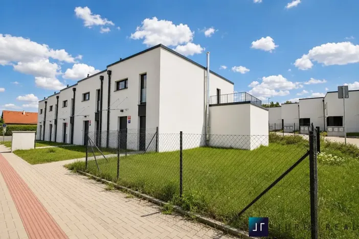 Pronájem rodinného domu, Praha - Štěrboholy, Hrušovská, 149 m2