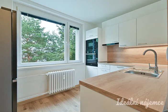 Pronájem bytu 1+1, Brno, Valouškova, 33 m2
