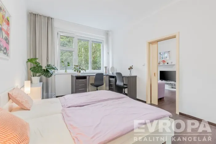 Prodej bytu 2+kk, Praha - Vinohrady, Hollarovo náměstí, 43 m2