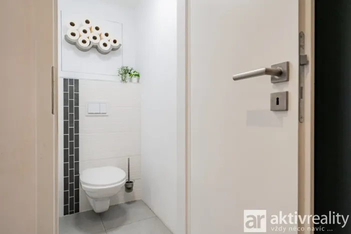 Prodej bytu 3+1, Kokořín, 107 m2