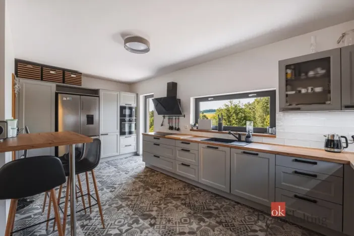 Prodej rodinného domu, Plzeň - Malesice, U Lesa, 240 m2