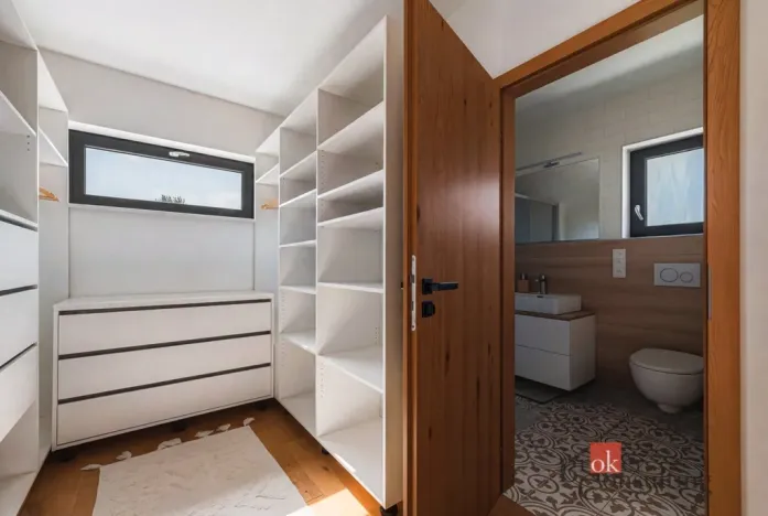 Prodej rodinného domu, Plzeň - Malesice, U Lesa, 240 m2
