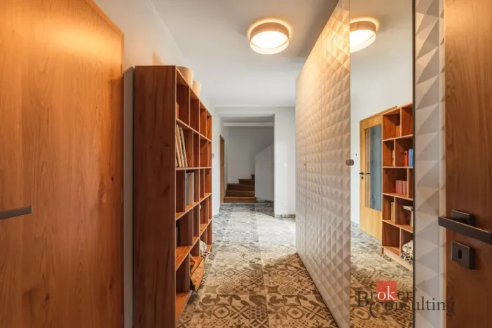 Prodej rodinného domu, Plzeň - Malesice, U Lesa, 240 m2