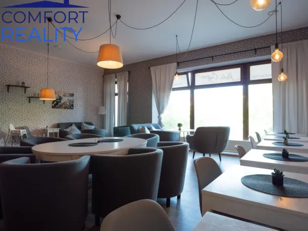 Pronájem restaurace, Ostrava - Moravská Ostrava, Masarykovo náměstí, 300 m2