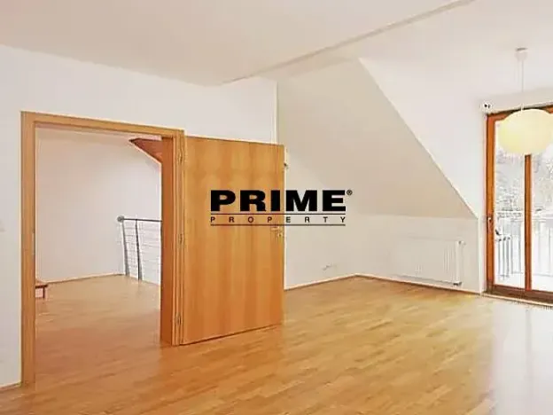 Pronájem kanceláře, Praha - Střešovice, Nad hradním vodojemem, 350 m2
