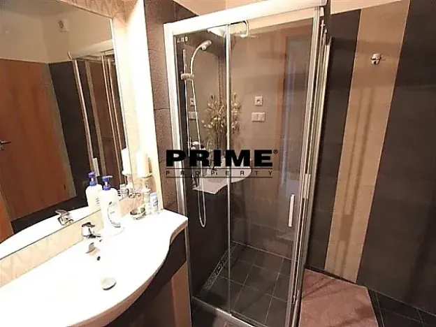 Pronájem kanceláře, Praha - Střešovice, Nad hradním vodojemem, 350 m2