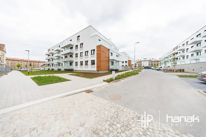 Pronájem bytu 2+kk, Olomouc, Třída Jiřího Pelikána, 46 m2