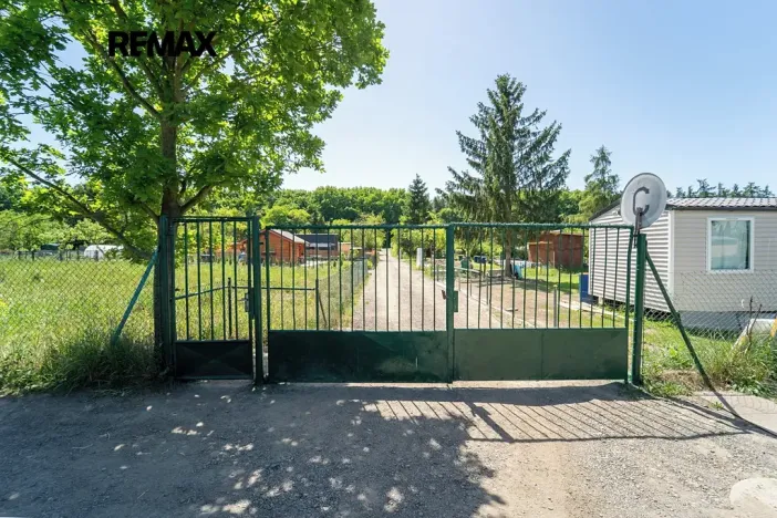 Prodej chaty, Praha - Dubeč, Slatiny, 30 m2
