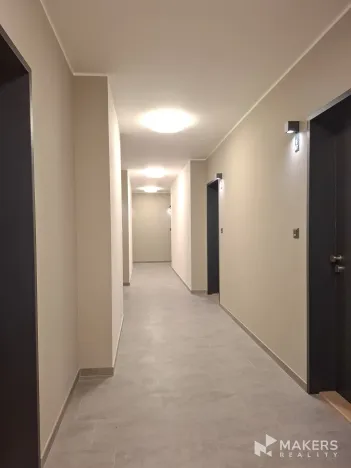 Pronájem bytu 2+kk, Praha - Vysočany, Pod Harfou, 45 m2