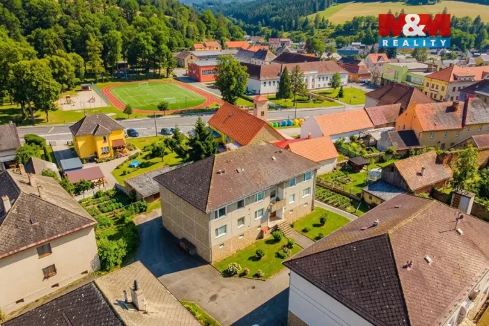 Prodej bytu 2+1, Kolinec, 63 m2