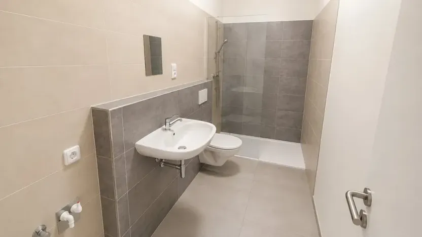 Pronájem obchodního prostoru, Syrovice, 29 m2
