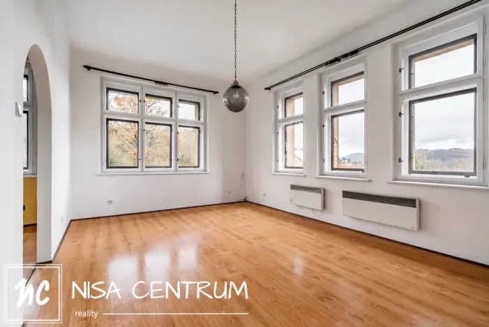Prodej rodinného domu, Benešov u Semil, 220 m2