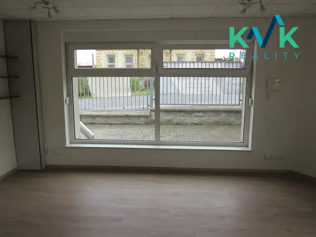Pronájem bytu 1+1, Karlovy Vary, Jáchymovská, 46 m2