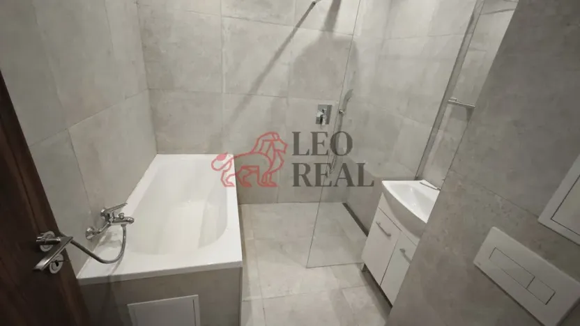 Pronájem bytu 3+1, Zlonice, Pippichova, 74 m2