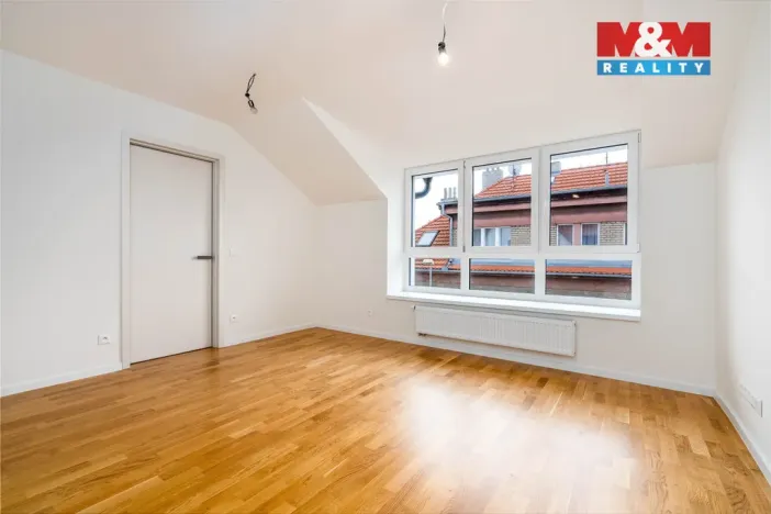 Prodej bytu 3+kk, Praha - Radlice, Na Farkáně III, 80 m2