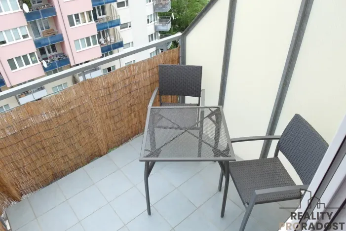 Pronájem bytu 2+kk, Praha - Stodůlky, Petržílkova, 54 m2