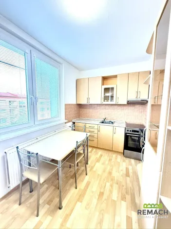 Pronájem bytu 3+1, Uherské Hradiště, Sadová, 68 m2