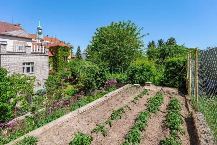 Prodej rodinného domu, Kožlany, Pražská, 135 m2