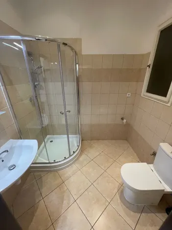 Pronájem bytu 1+kk, Praha - Břevnov, Bělohorská, 40 m2