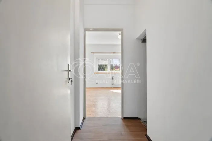 Pronájem bytu 2+kk, Praha - Prosek, Poleradská, 40 m2