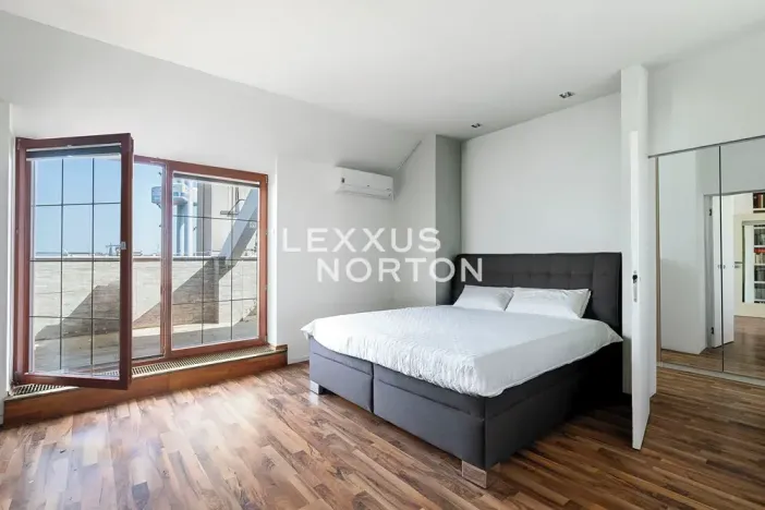 Pronájem bytu 4+kk, Praha - Vinohrady, náměstí Jiřího z Poděbrad, 150 m2