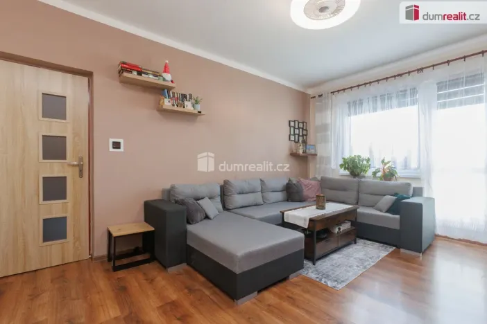 Prodej bytu 2+1, Kladno - Kročehlavy, Obránců míru, 53 m2