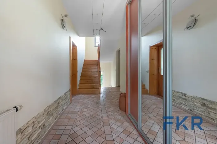 Prodej rodinného domu, Praha - Dolní Počernice, Listopadová, 242 m2