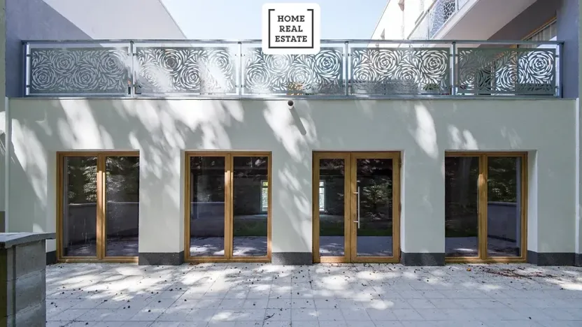 Prodej kanceláře, Karlovy Vary, Šumavská, 150 m2